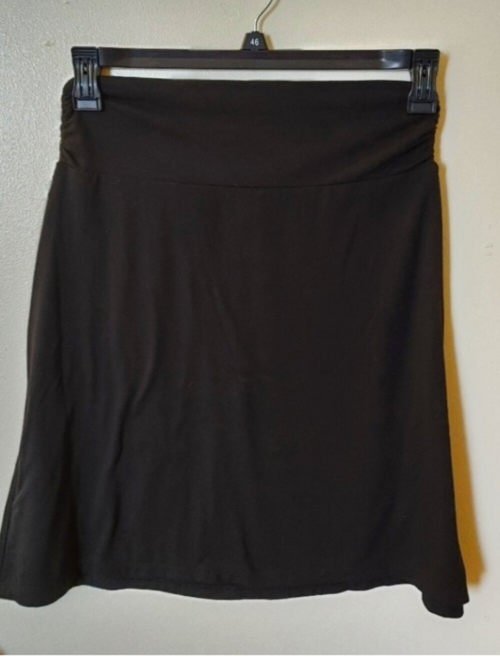 Black short maxi skirt